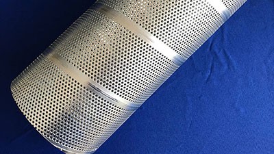 螺旋沖(chong)孔焊管