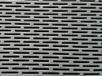 鐵闆(pǎn)沖孔網(wǎng)是怎麽(me)進行防(fáng)腐的