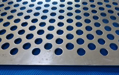 如(ru)何防止(zhi)不鏽鋼(gang)沖孔網(wang)出現氧(yǎng)化