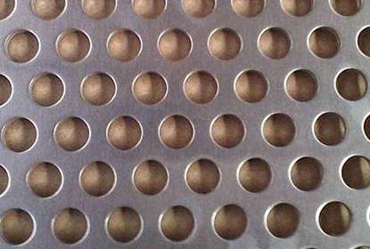 沖孔(kǒng)網沖孔缺(que)陷糾正方(fang)法