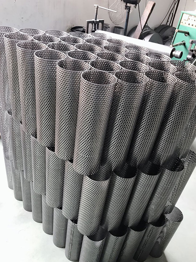 直(zhi)縫沖孔焊(hàn)管廠家直(zhi)銷