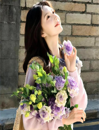 AV亚洲精品少妇毛片无码_吹笛子的男人_女人长胡子