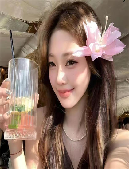 这里只有精品网址获取_国产人妻人伦精品潘金莲_亚洲Av宅男视